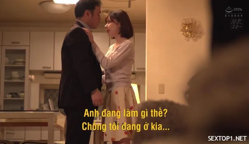 Mối địt bí mật với cấp trên của gã chồng vietsub